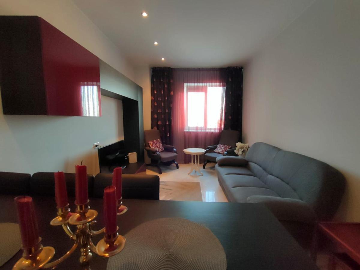 Easystay Flats Букурещ Екстериор снимка