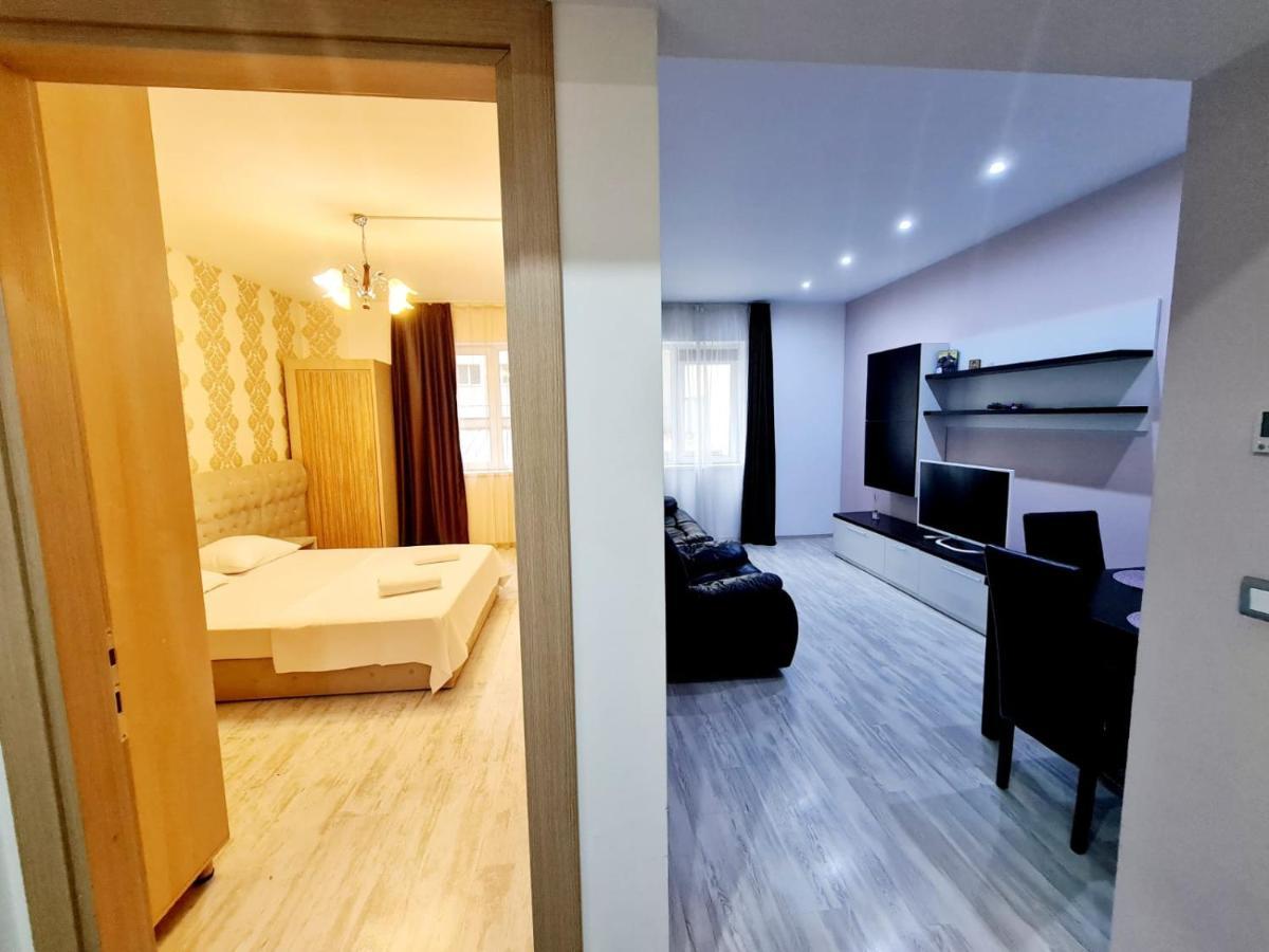 Easystay Flats Букурещ Екстериор снимка